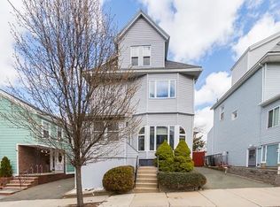 33 Henry St, Everett, MA 02149