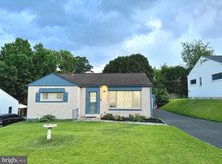 318 Maple Ave, Philadelphia, PA 19116