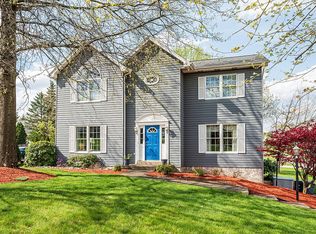 2 Evelyn Ct, Irwin, PA
