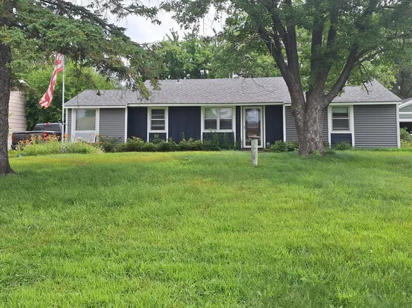 11037 4th St NE, Blaine, MN 55434