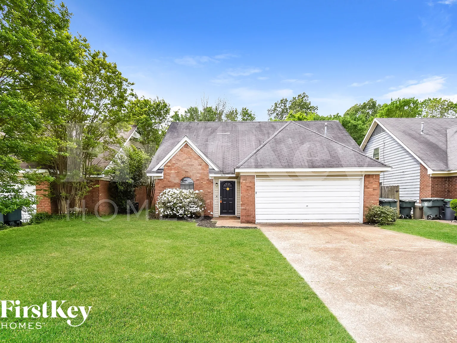 4 bed, 2.0 bath, 1667 sqft, $1,740 — Photo 1