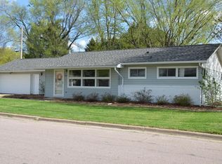 3102 Fairchild St E, La Crosse, WI 54601