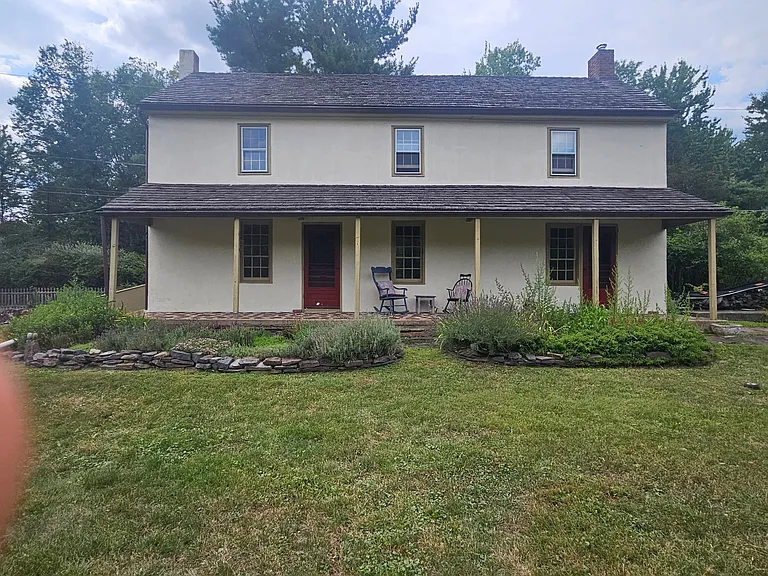 49 Ropewalk Rd — Photo 1