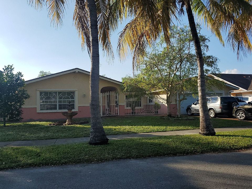 1st image of 20506 NE 9th Pl