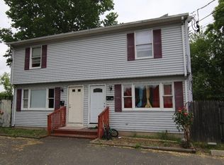 28-30 Moseley Ave, West Springfield, MA 01089