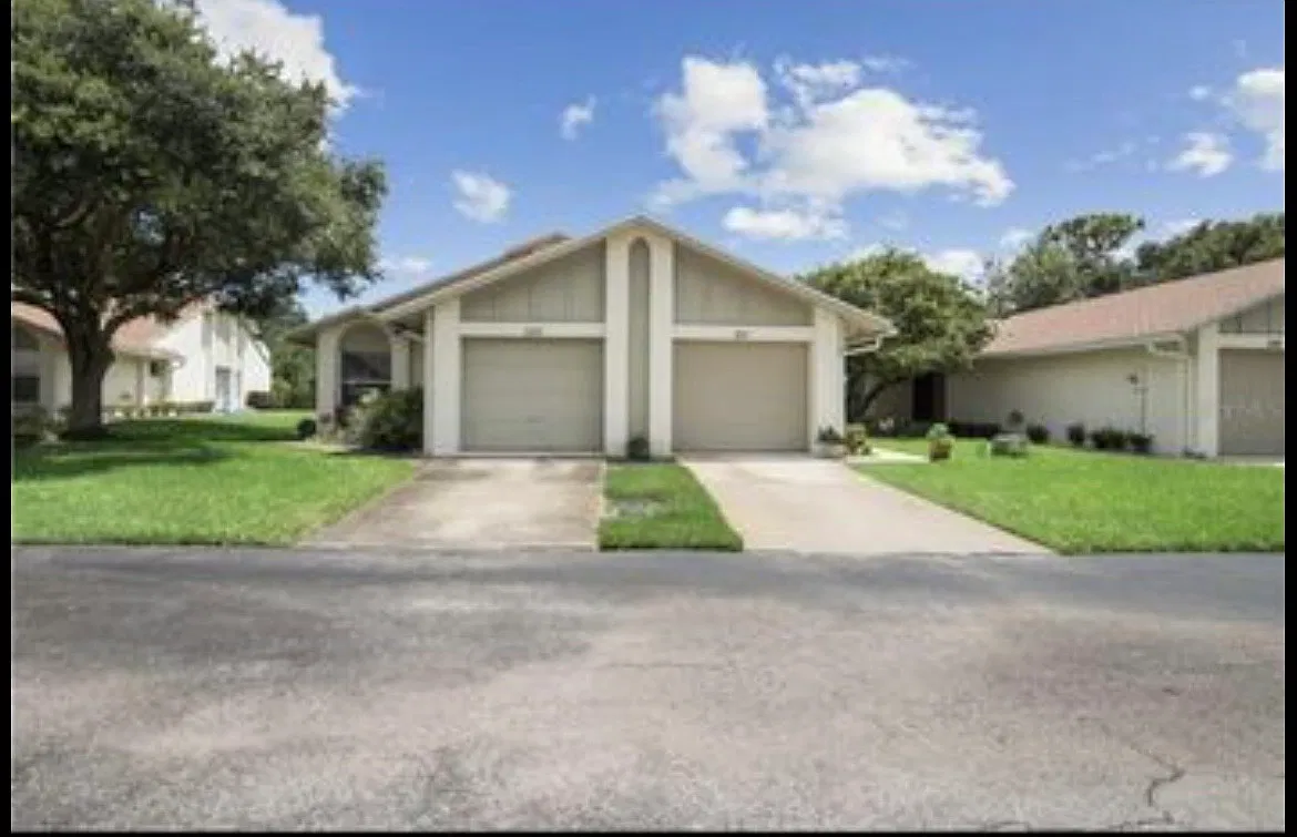 3 bed, 2.0 bath, 1179 sqft, $2,030 — Photo 1