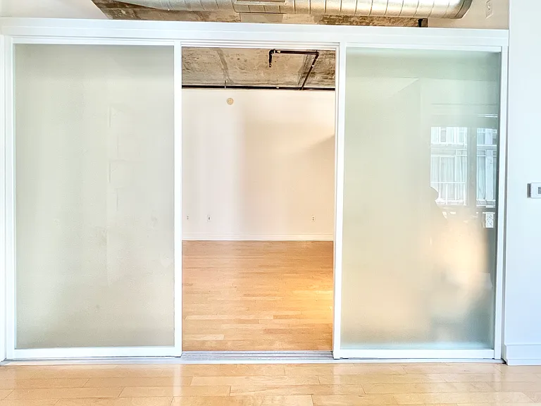 645 W 9th St #631 — Photo 6