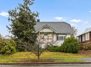 911 Dublin St, New Westminster, BC V3M 2Y5