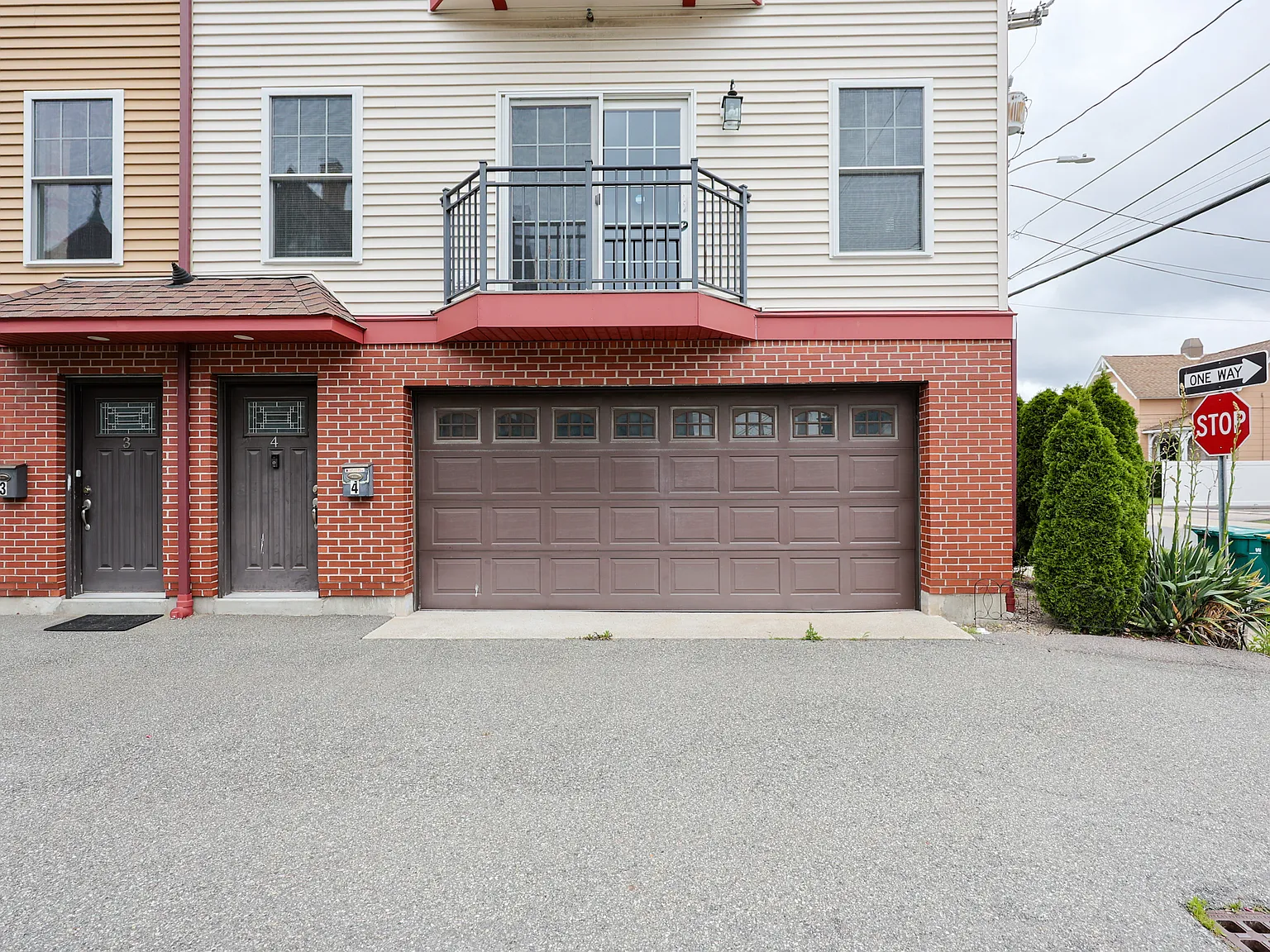 2 bed, 2.5 bath, 1375 sqft, $3,499 — Photo 4