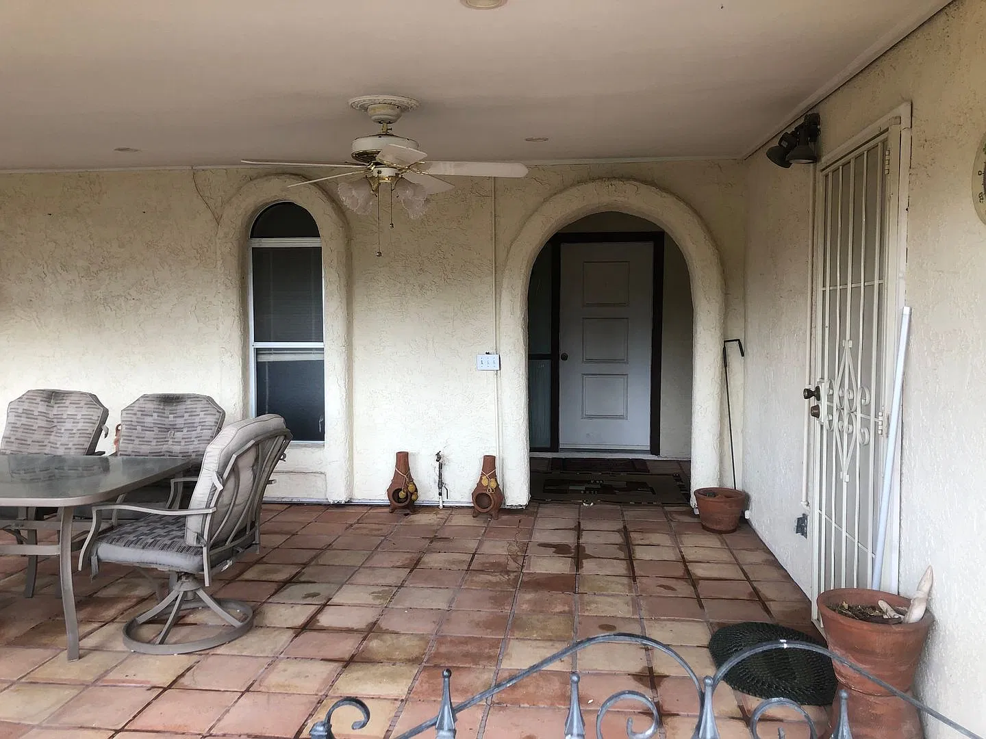 Discover comfortable living in Mesa, AZ with this 3-bedroom, 3-bath home offering access to all L... — Photo 3