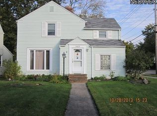 1463 Evanston Rd, Lyndhurst, OH 44124