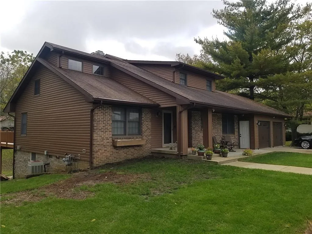 5608 Arrowhead Ct photo 1