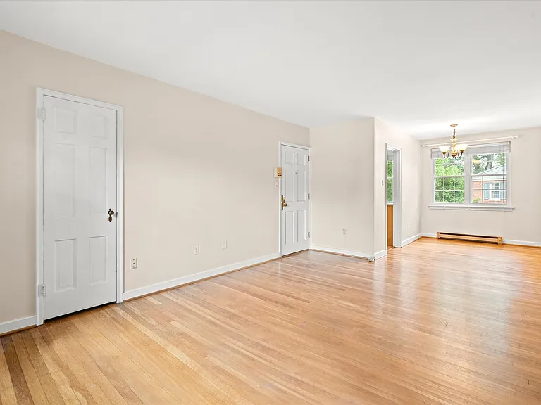 2 Ashby St #C — Photo 8