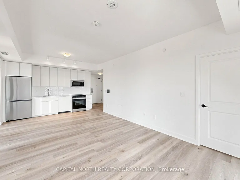 2075 Lakeshore Rd #708 — Photo 6