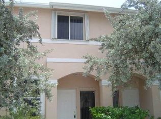 830 NE 127th St, North Miami, FL 33161