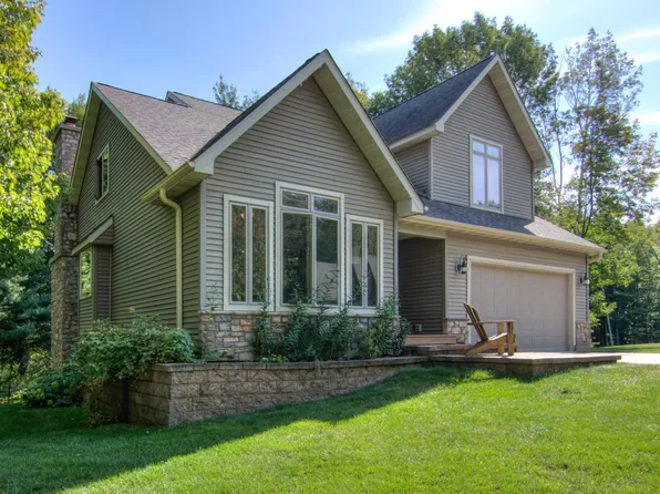 531 23rd Ave, Cumberland, WI 54829