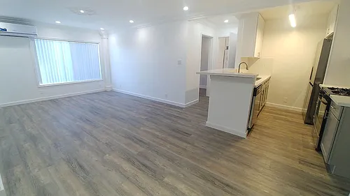 Floor plan 211