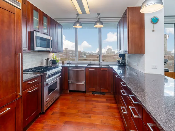 640 West 237th Street image 12 of 30