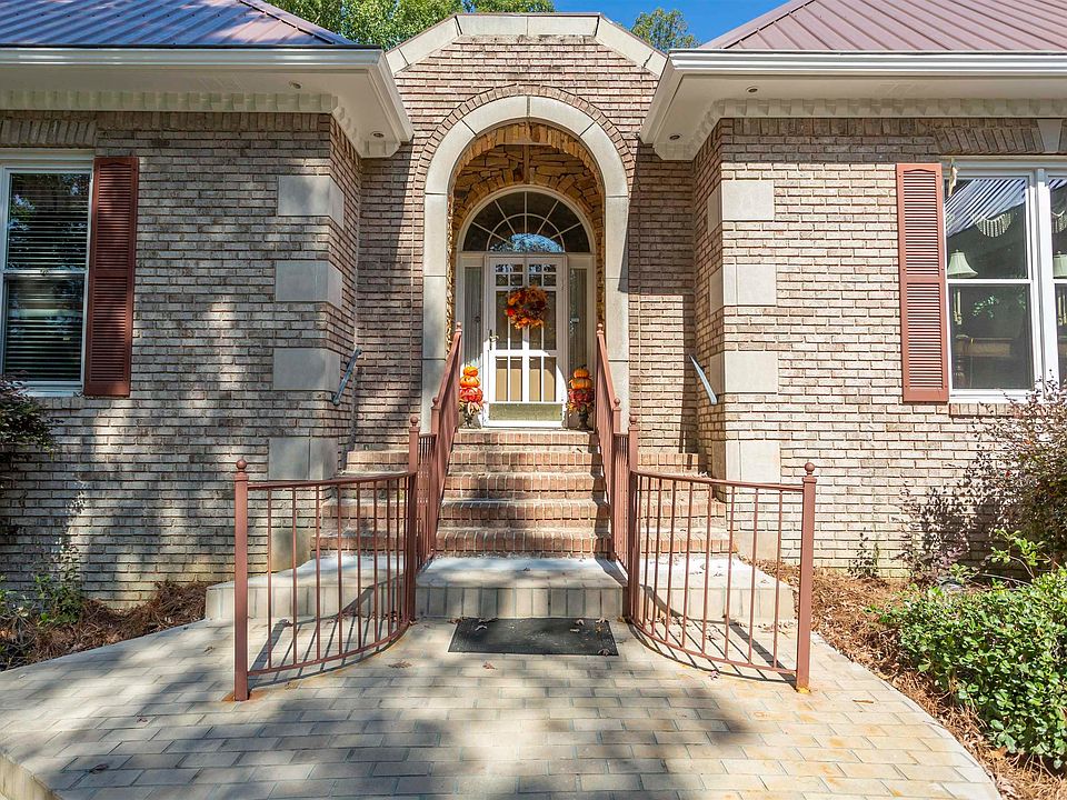 1st image of 8054 N Lake Dr