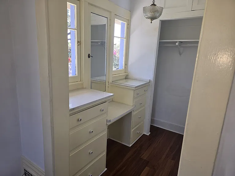 Amenity room connected to bedroom