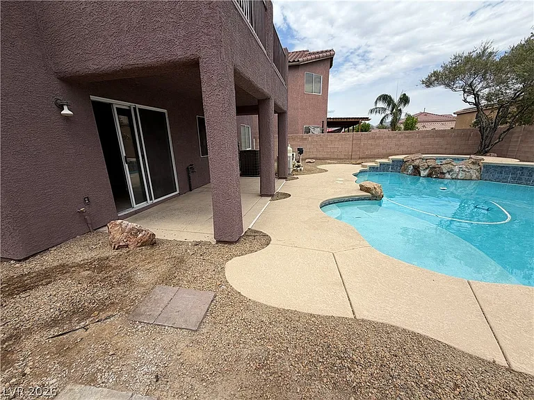 6420 Casamar St #- — Photo 45