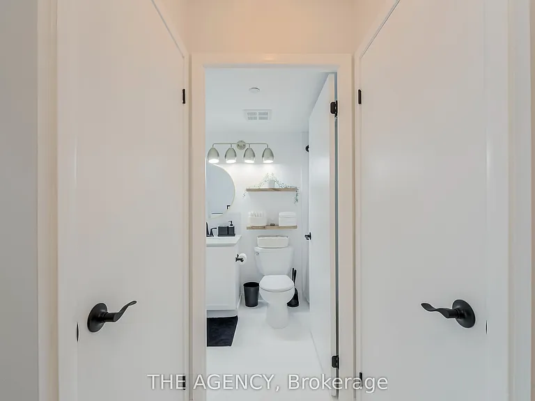 219 Fort York Blvd #208 — Photo 6