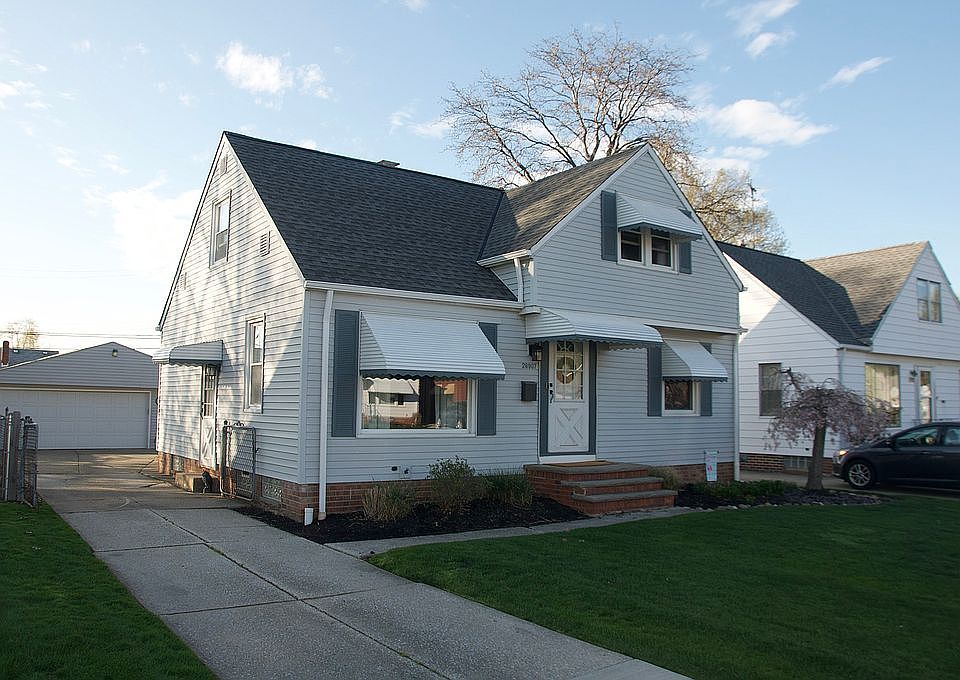 1st image of 28907 Beechwood Dr