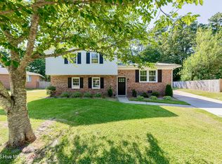 106 Marion Ct, Jacksonville, NC 28546