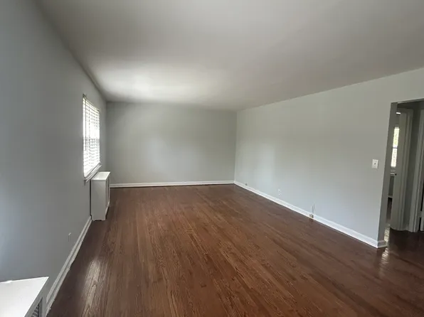 (undisclosed Address), Englewood, NJ 07631