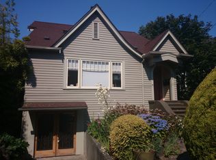 807 16th Ave #B, Seattle, WA 98122