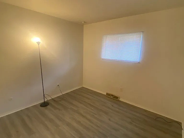 3212 E Manhattan Blvd #2 — Photo 6