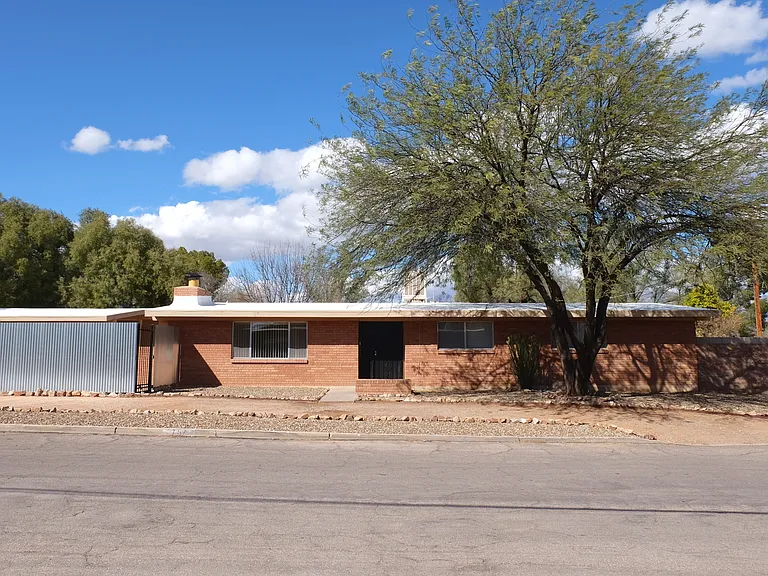 3757 E Lee St — Photo 25