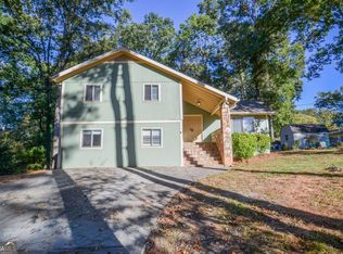 3173 Falconhurst Dr SW, Lilburn, GA 30047