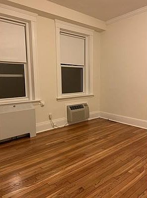 4th image of 21 Chauncy St APT 18