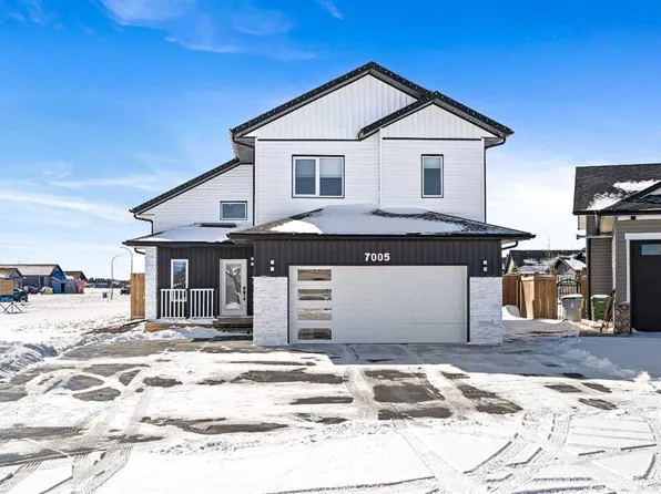7005 S 38 Street Close, Lloydminster, AB T9V 3T1