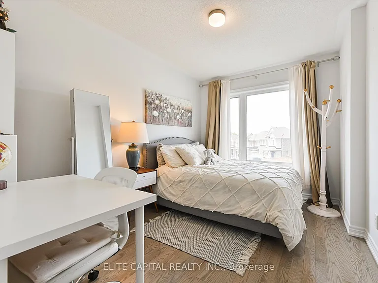 65 Seedling Cres — Photo 24