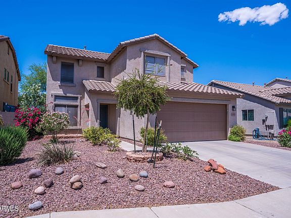 2nd image of 43890 W Lindgren Dr