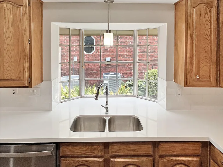 12414 Logan Mill Dr — Photo 11