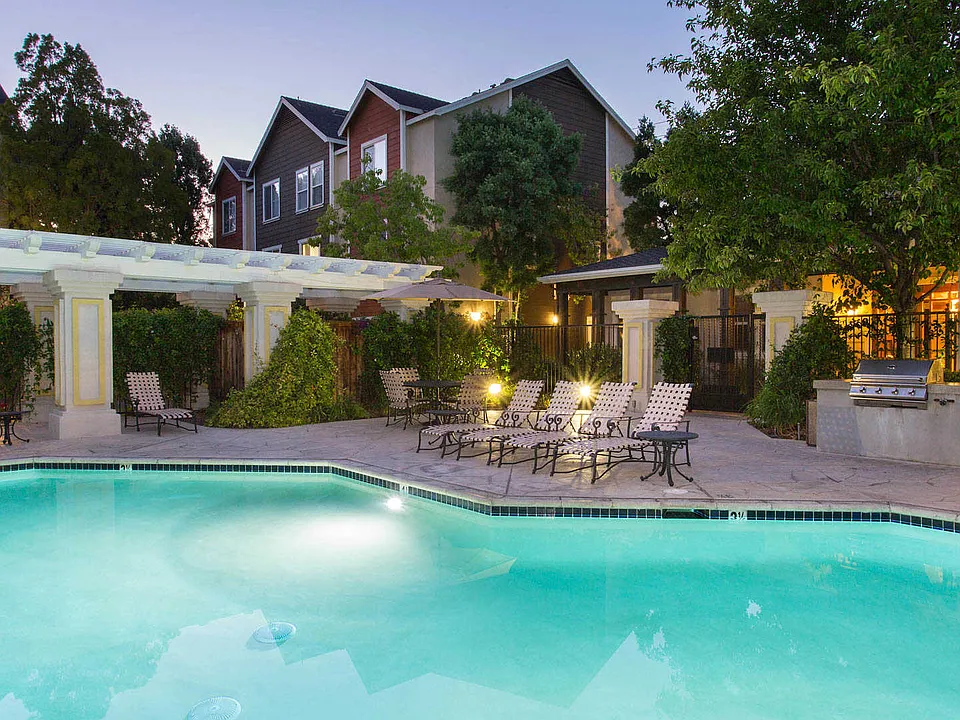 Heated Swimming Pool