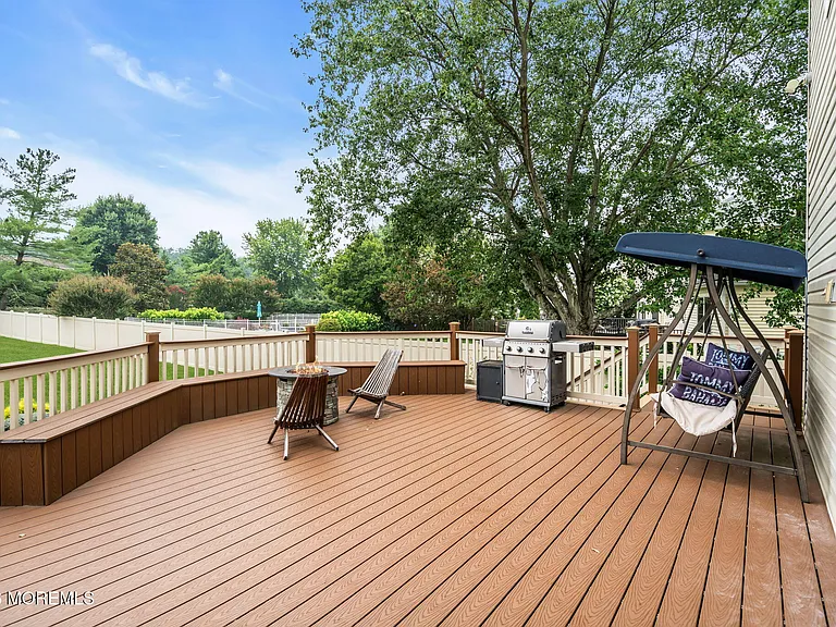 30 Scott Dr — Photo 29