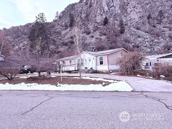 14904 Burkey Street, Entiat, WA 98822