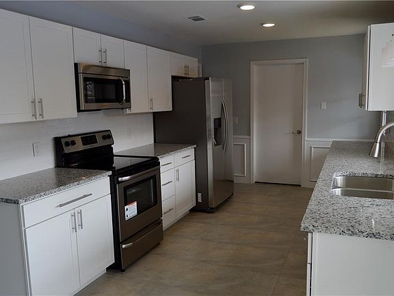 3rd image of 3500 Bonniebrook Dr