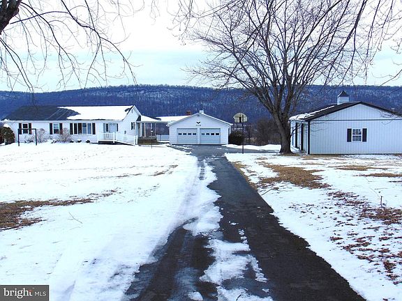 3rd image of 2029 Reed Rd