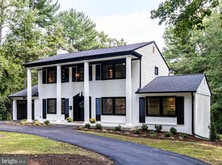 3709 Prado Pl, Fairfax, VA 22031