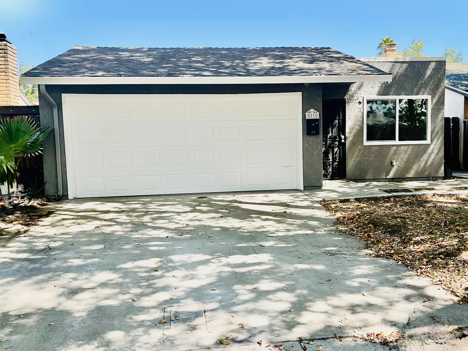 Saint James Pl, Modesto — Photo 1