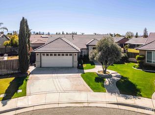 10311 Pinnacle Ct, Bakersfield, CA 93311