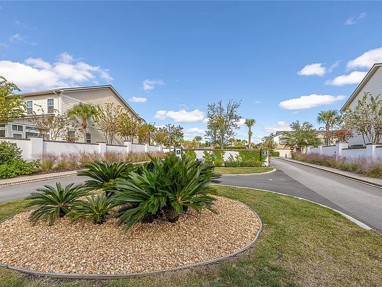 505 Mariners Cir — Photo 36