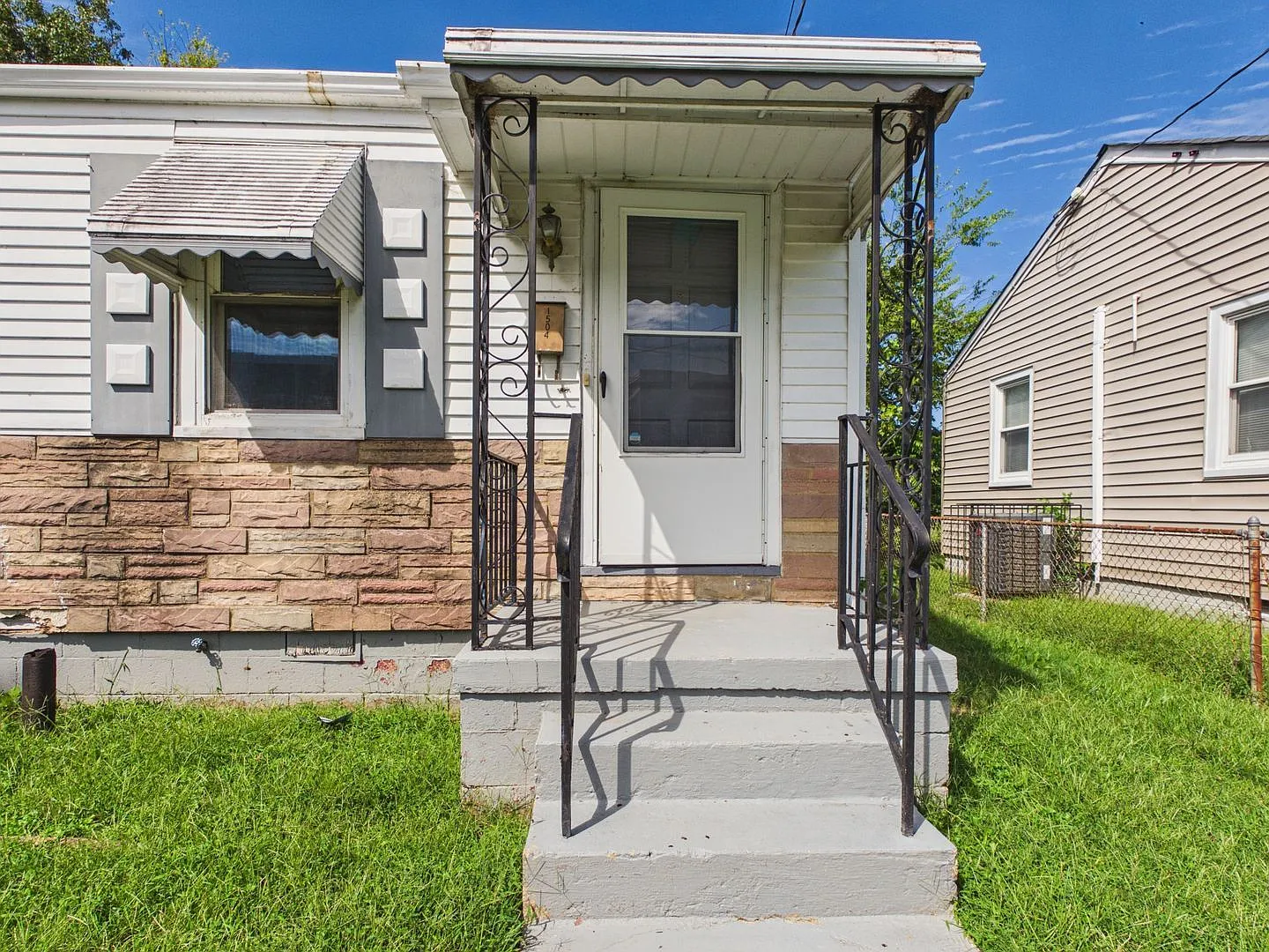 2 bed, 1.0 bath, 768 sqft, $1,595 — Photo 3