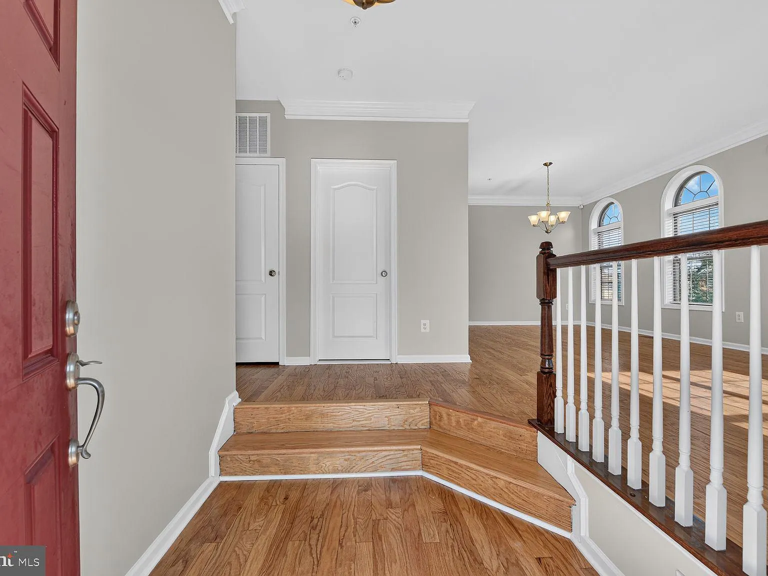 3 bed, 2.5 bath, 3000 sqft, $3,500 — Photo 4