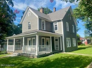 400 Burke Ave, McComb, MS 39648